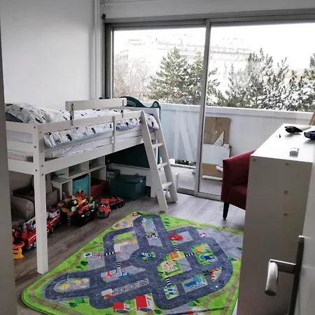 Spacious And Welcoming Family Appartement