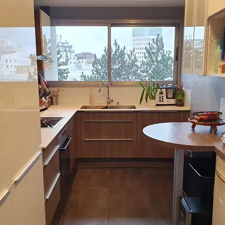 Spacious And Welcoming Family *